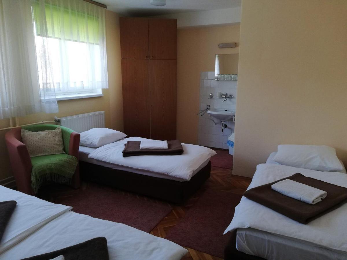 Guesthouse Arnika Fuzine Luaran gambar